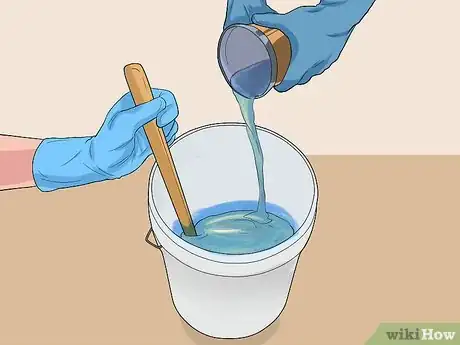 Imagen titulada Thin Latex Paint Step 9