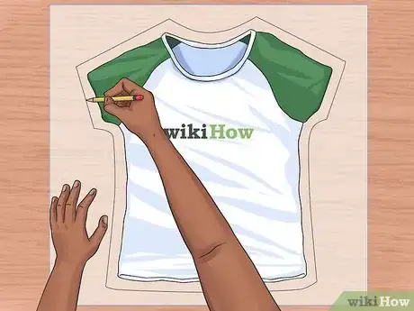 Imagen titulada Stretch Clothes Step 5