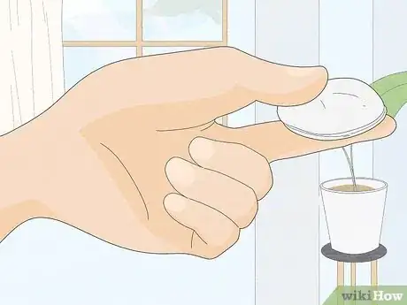 Imagen titulada Remove Iodine Stains from Skin Step 1
