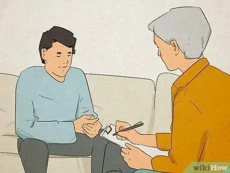 Imagen titulada React when Attracted to Someone Not Your Type Step 10