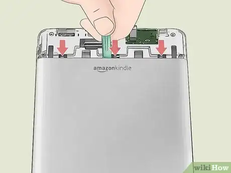 Imagen titulada Replace a Kindle Battery Step 21