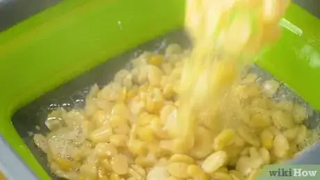 Imagen titulada Cook Dried Fava Beans Step 8