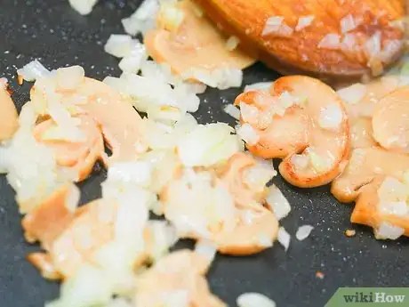 Imagen titulada Make Mushroom Sauce Step 9
