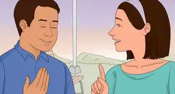 besar a una chica suavemente sin ser rechazado