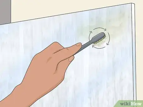 Imagen titulada Remove Hard Water Stains from Shower Doors Step 9
