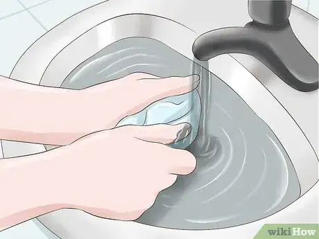 Imagen titulada Remove an Iodine Stain Step 7