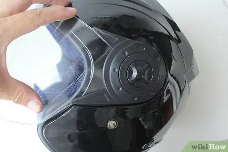 Imagen titulada Remove a Sun Visor Step 14