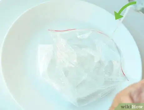 Imagen titulada Store Coconut Milk Step 6