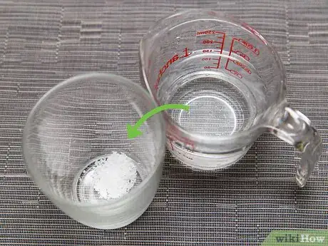 Imagen titulada Brush Your Teeth Without a Toothbrush Step 11