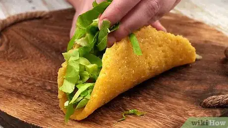 Imagen titulada Eat a Taco Step 1