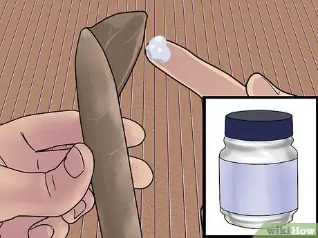 Imagen titulada Roll a Cigar Step 10