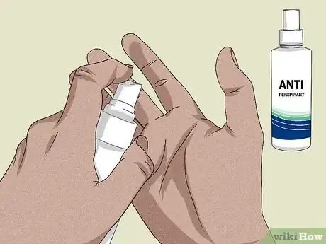 Imagen titulada Stop Sweaty Hands While Gaming Step 3