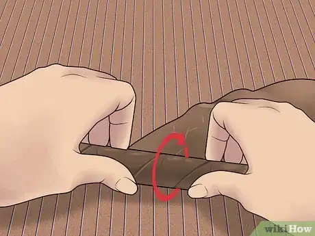 Imagen titulada Roll a Cigar Step 12