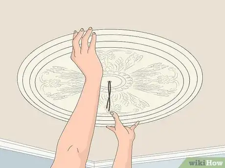Imagen titulada Put Up a Ceiling Rose Step 8