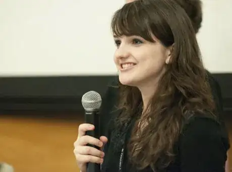 Imagen titulada Anna_Chlopecki_speaking_at_student_panel_at_Wikipedia_in_Higher_Education_Summit