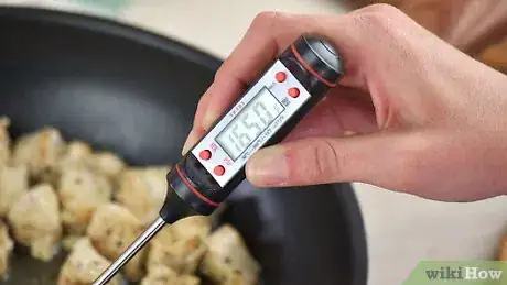 Imagen titulada Cook Frozen Chicken Breasts Step 20