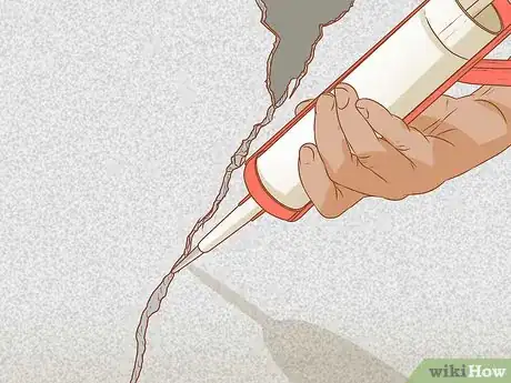 Imagen titulada Stop Secondhand Smoke Coming Into Your Apartment Step 5