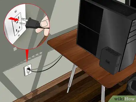 Imagen titulada Protect a PC in a Thunderstorm Step 1