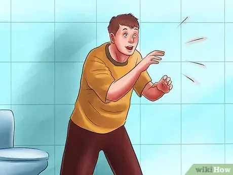 Imagen titulada Prank Your Brother Step 1