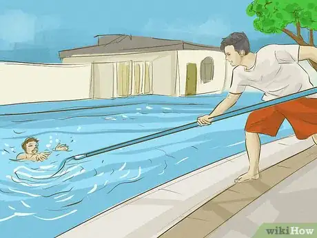 Imagen titulada Save an Active Drowning Victim Step 7