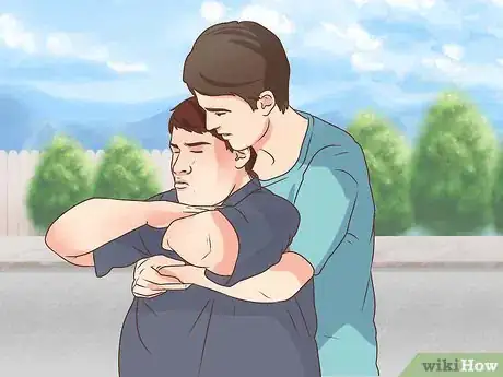 Imagen titulada Help a Choking Victim Step 6