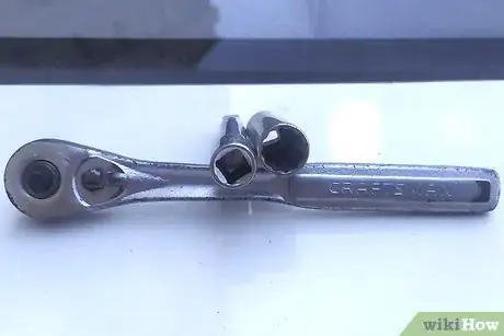 Imagen titulada Remove Windshield Wipers Step 19
