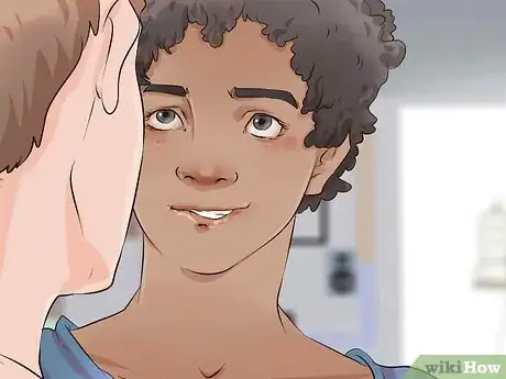 Imagen titulada Get Your Boyfriend or Girlfriend to Kiss You First Step 2