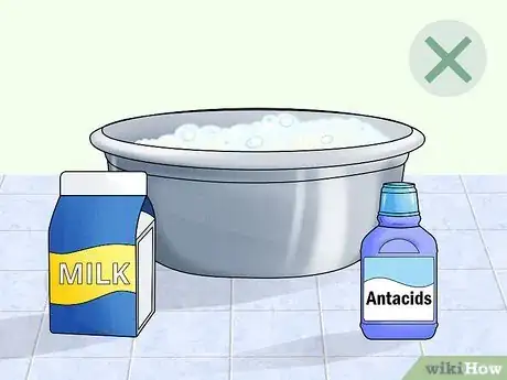 Imagen titulada Get Pepper Spray Out of Eyes Step 6