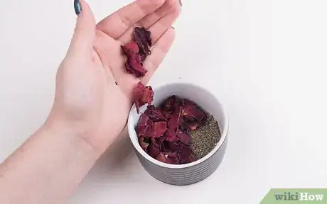 Imagen titulada Make Rose Tea Step 6