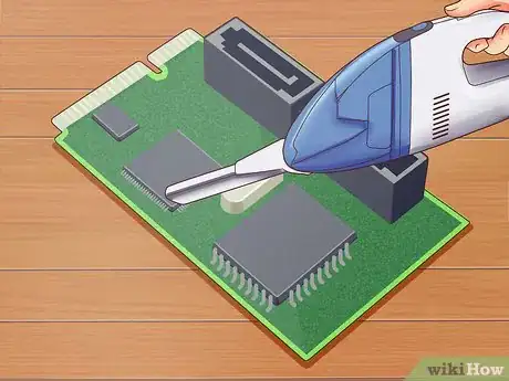 Imagen titulada Install a Video Card Step 12