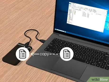 Imagen titulada Install a Hard Drive Step 17
