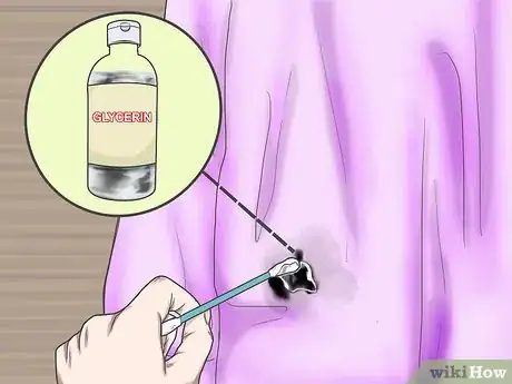 Imagen titulada Get Dried Ink Out of Clothes Step 1