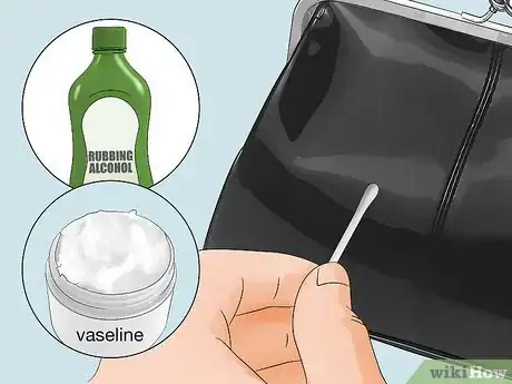 Imagen titulada Clean Patent Leather Step 19