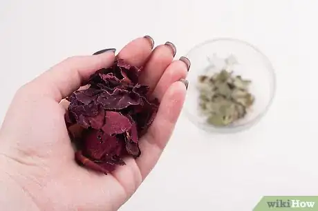 Imagen titulada Make Rose Tea Step 9