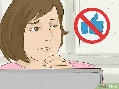 Imagen titulada Ignore a Guy Step 10