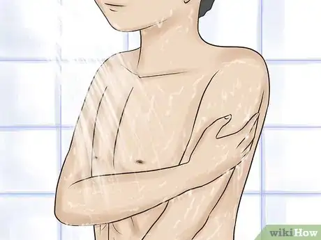 Imagen titulada Shave Your Arms Step 3