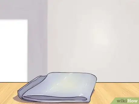 Imagen titulada Wax Your Car Step 10