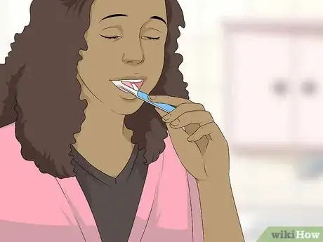 Imagen titulada Give a Candy Flavored Kiss Step 3