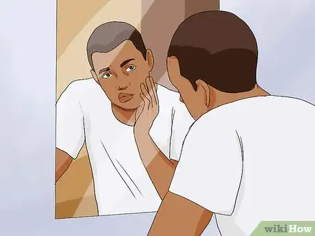 Imagen titulada Heal a Swollen Lip Step 4