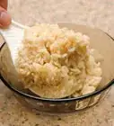 preparar arroz integral en una olla arrocera