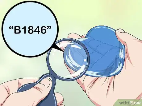 Imagen titulada Identify Baccarat Crystal Step 1