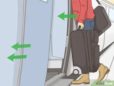 Imagen titulada Open Train Doors Step 5