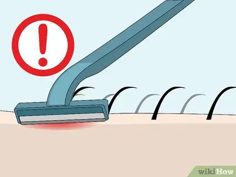 Imagen titulada Shave Your Neck Step 12