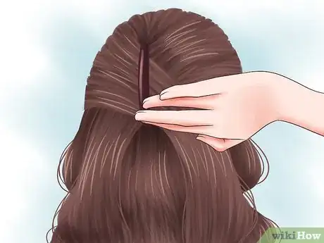 Imagen titulada Have a Simple Hairstyle for School Step 38
