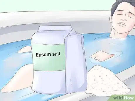 Imagen titulada Get Rid of a Scab Step 7