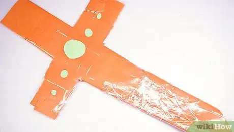 Imagen titulada Make a Sword out of Paper Step 20