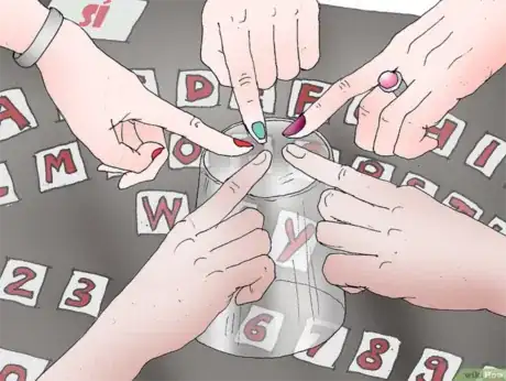 Imagen titulada Create_a_Ouija_Board_Step_10