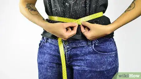 Imagen titulada Make a Sarong Step 1