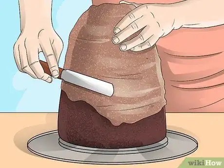 Imagen titulada Make a Volcano Cake Step 14