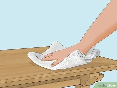 Imagen titulada Apply a French Polish Step 1